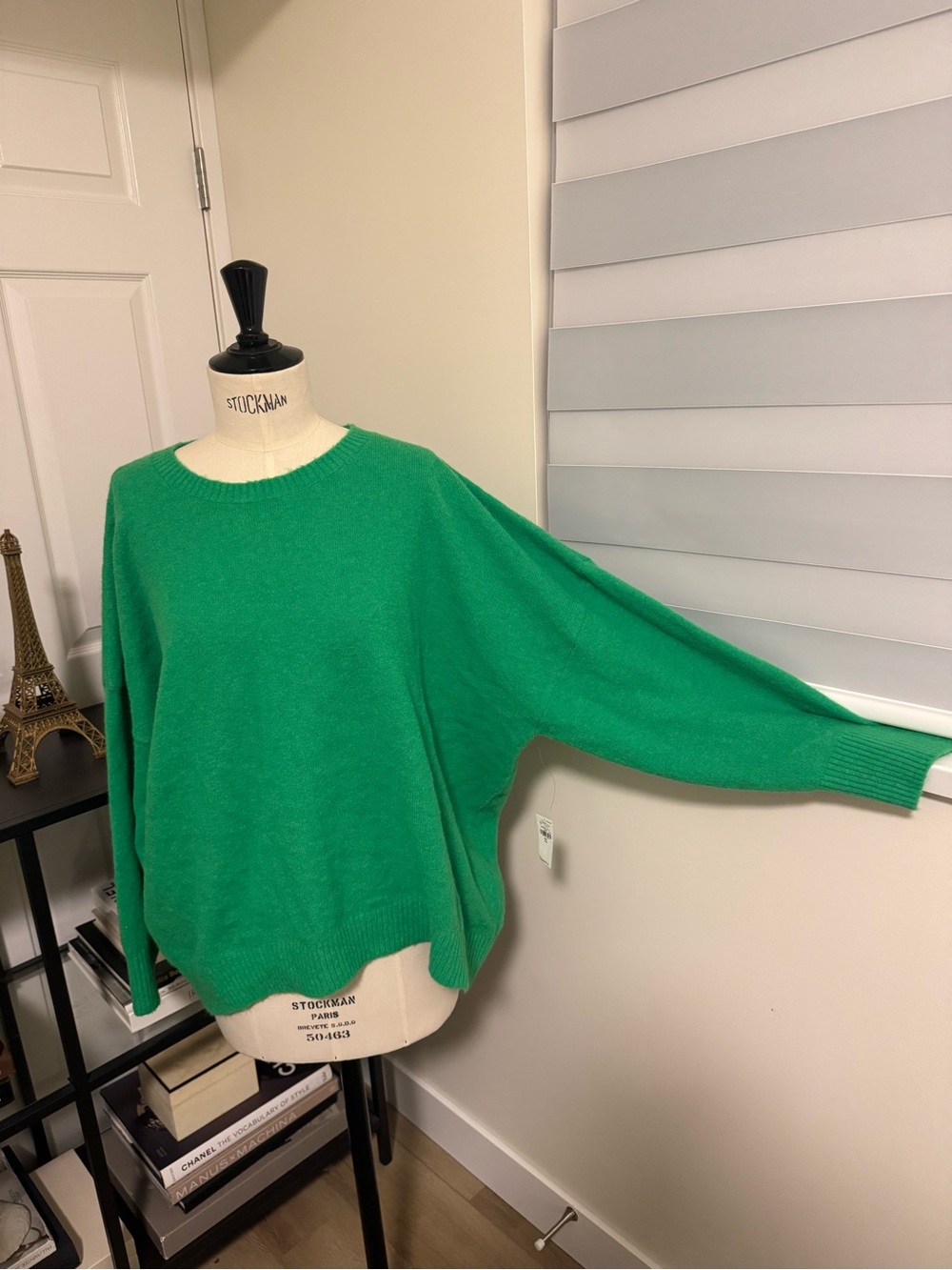 Relaxed Crewneck Sweater in Bright Green